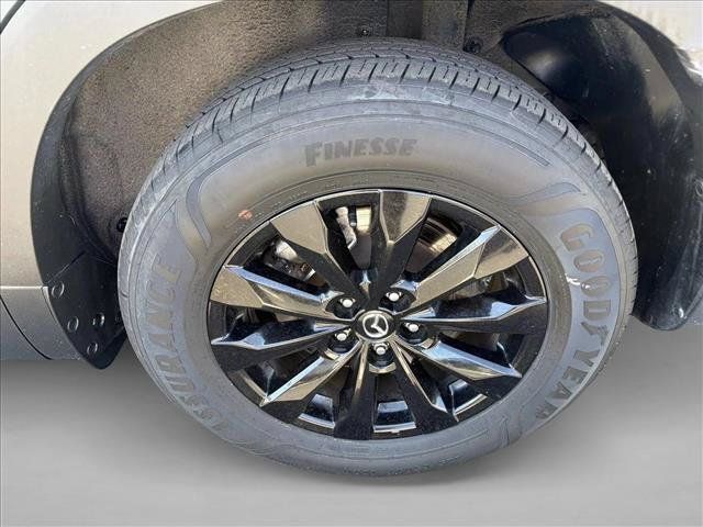 Used 2024 MAZDA CX-50 AWD 2.5 S w/ Premium Package image 19