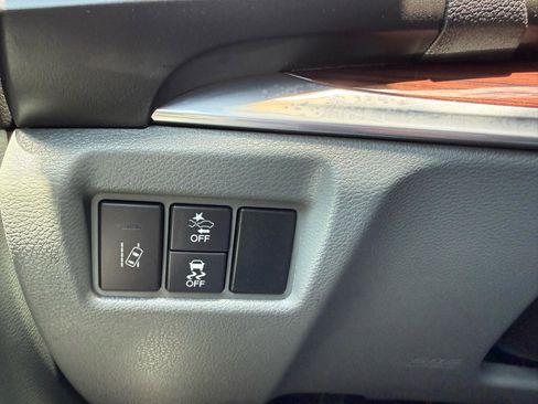 Used 2016 Acura MDX SH-AWD w/ Technology Package image 30