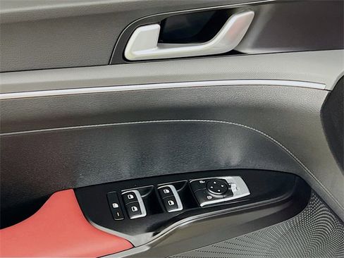 Used 2024 Kia K5 GT-Line image 9