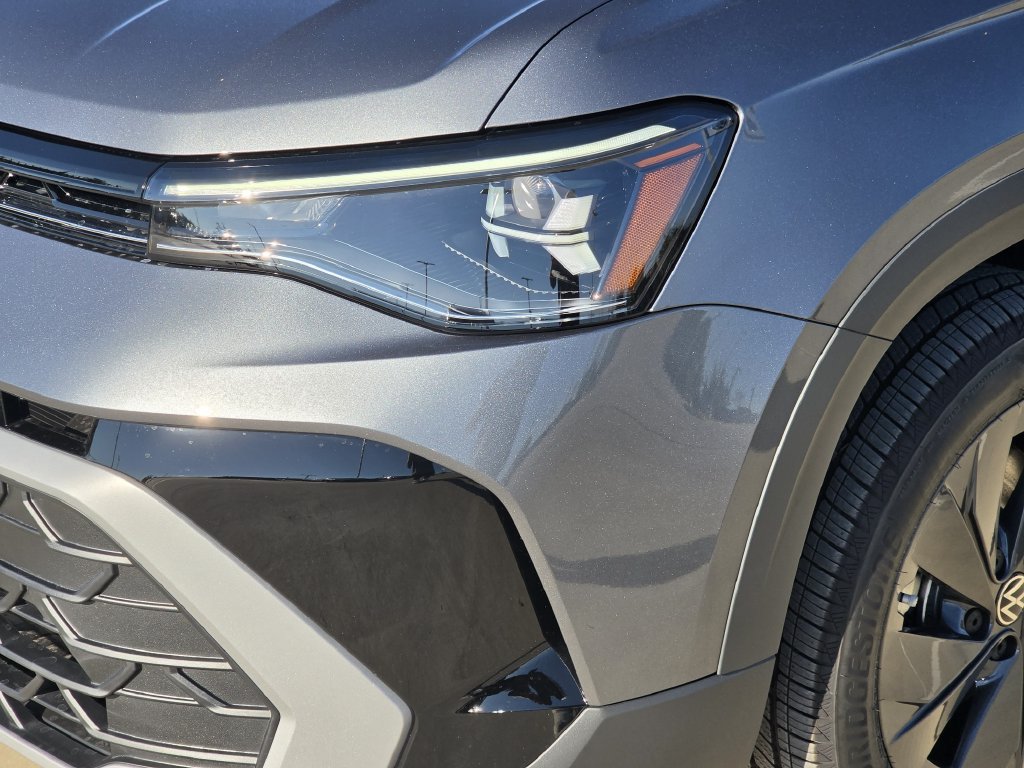 New 2027 Volkswagen Taos S FWD image 6
