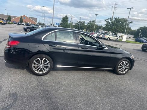 Used 2016 Mercedes-Benz C 300 4MATIC Sedan image 21