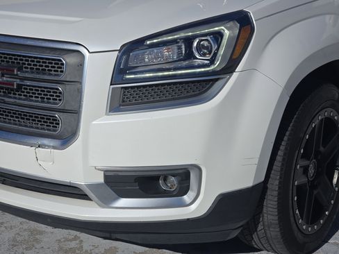 Used 2017 GMC Acadia Limited SLT image 10