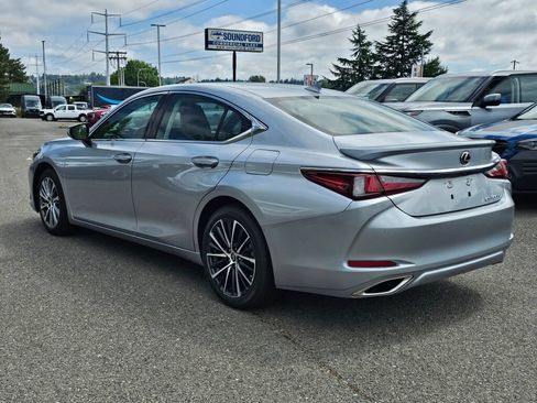 Used 2025 Lexus ES 300h w/ Premium Package FWD image 7