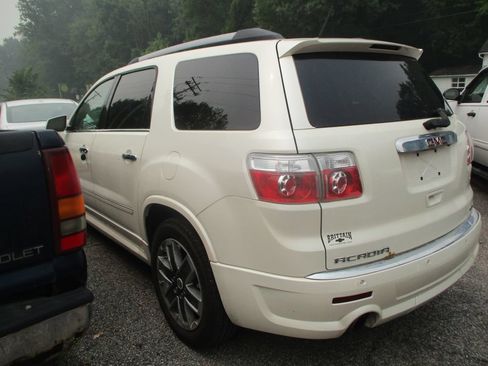 Used 2011 GMC Acadia Denali AWD/4WD image 5