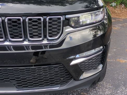 Certified 2025 Jeep Grand Cherokee Limited RWD image 11