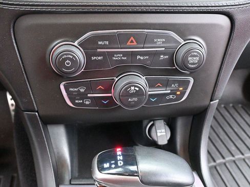 Used 2021 Dodge Charger R/T w/ Plus Group RWD image 23