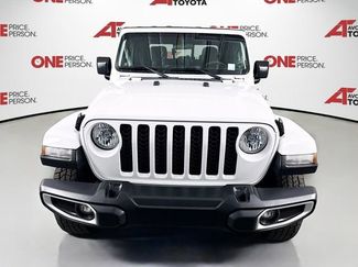 Used 2023 Jeep Gladiator Sport video 2