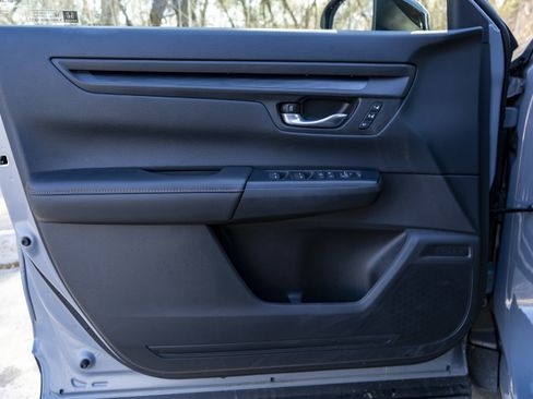 Certified 2025 Honda CR-V Sport-L image 37