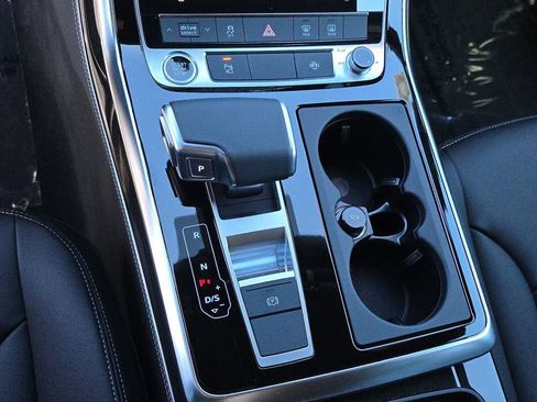 Certified 2026 Audi Q7 2.0T Premium Plus AWD/4WD image 29