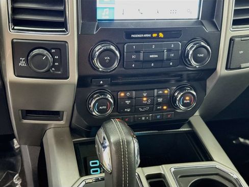 Used 2017 Ford F150 Lariat AWD/4WD image 8