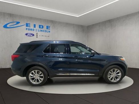 Certified 2023 Ford Explorer XLT w/ Equipment Group 202A AWD/4WD image 7
