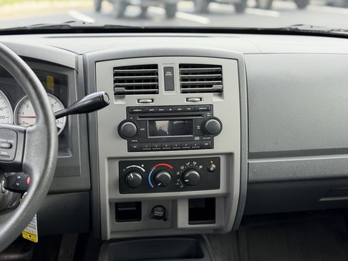 Used 2005 Dodge Dakota SLT image 14