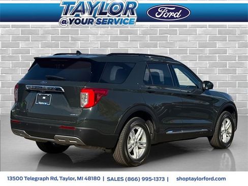Certified 2023 Ford Explorer XLT w/ Equipment Group 202A image 3