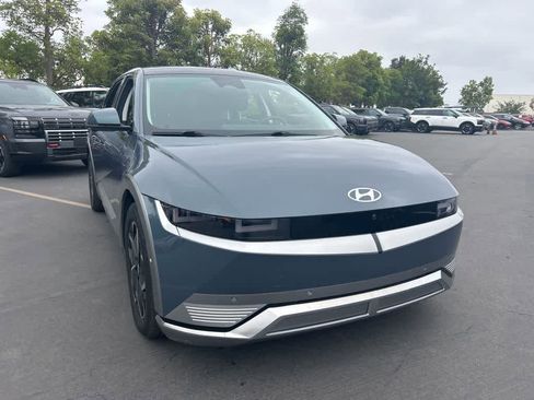 Used 2024 Hyundai Ioniq 5 Limited RWD image 1