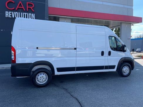 Used 2023 RAM ProMaster 2500 image 12