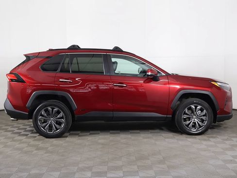 Used 2023 Toyota RAV4 Limited w/ Limited Grade Weather Package AWD/4WD image 18