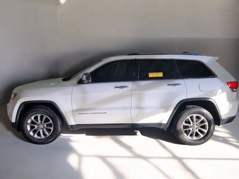 Used 2015 Jeep Grand Cherokee Limited image 19