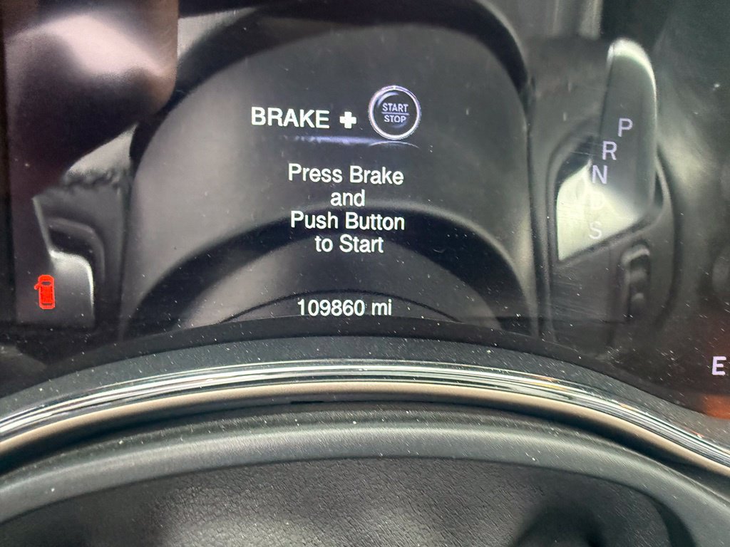 Used 2015 Jeep Grand Cherokee Limited AWD/4WD image 3