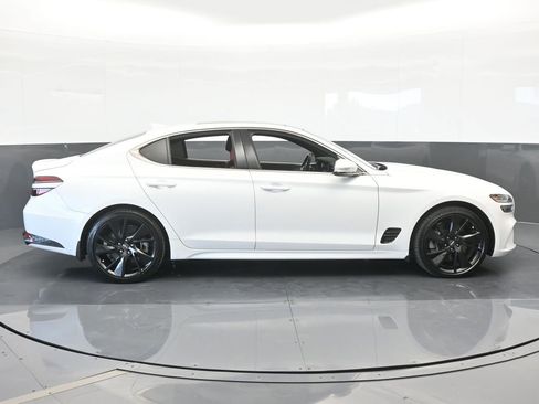 Used 2023 Genesis G70 3.3T w/ Sport Advanced Package image 7