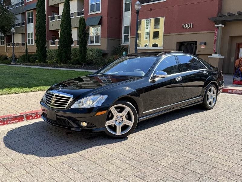 Used 2007 Mercedes-Benz S 550 image 2