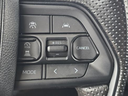 Certified 2024 Toyota Tacoma SR AWD/4WD image 32