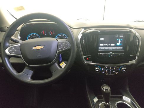Used 2018 Chevrolet Traverse LS FWD image 22