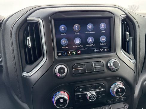 Used 2023 GMC Sierra 3500 AT4 w/ Gooseneck/5TH Wheel Package image 8