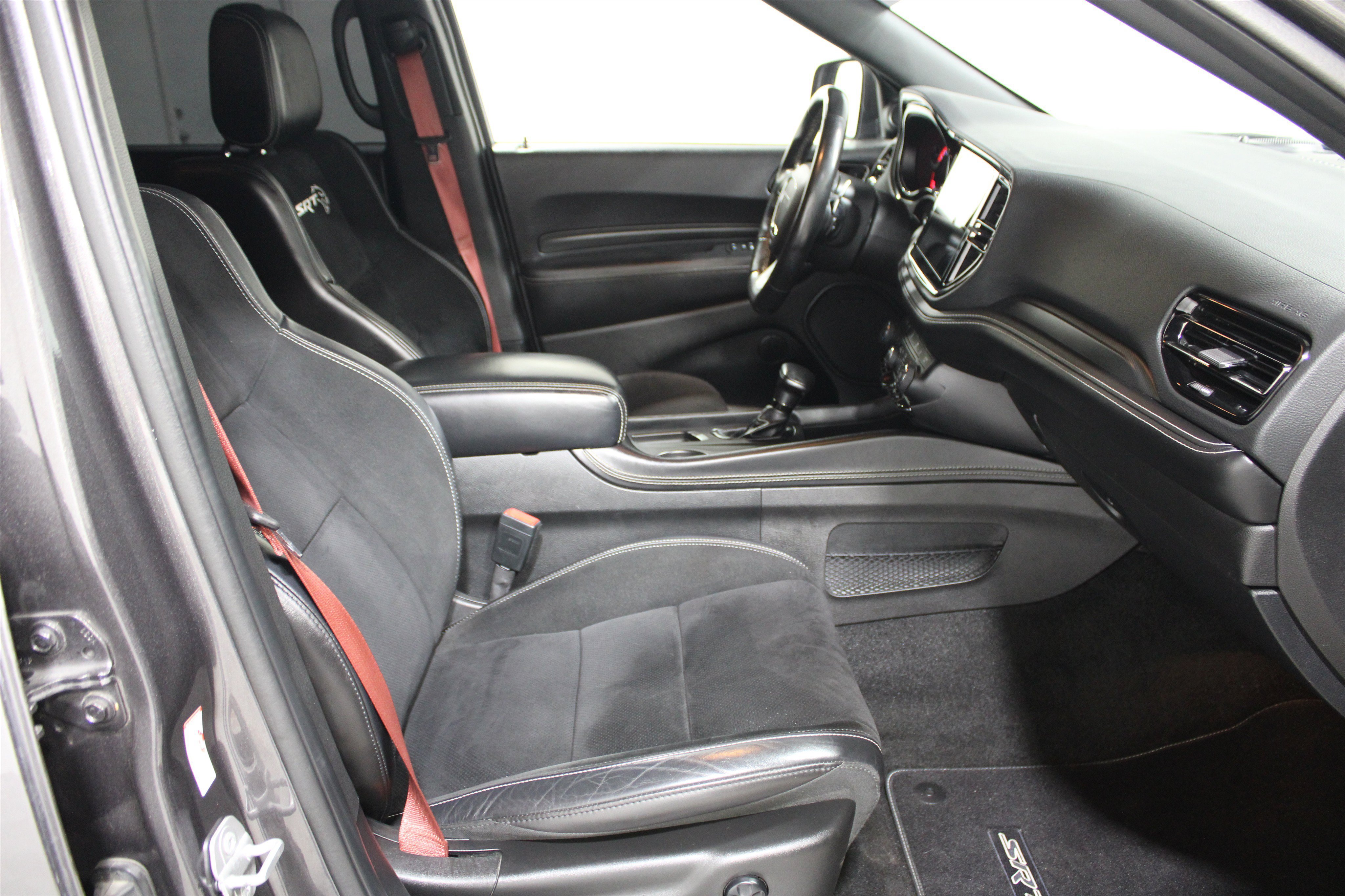 Used 2021 Dodge Durango SRT Hellcat w/ Technology Group AWD/4WD image 27