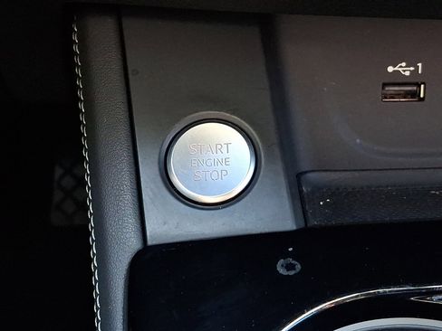 Used 2021 Audi A4 2.0T Premium Plus w/ Premium Plus Package image 24