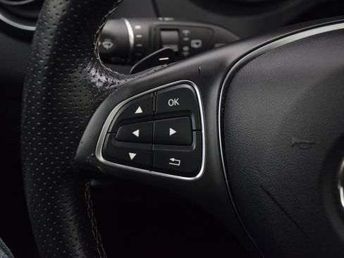 Used 2018 Mercedes-Benz GLA 250 4MATIC image 23