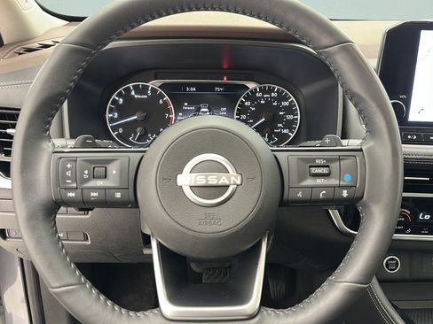 Used 2023 Nissan Rogue SL w/ SL Premium Package AWD/4WD image 15
