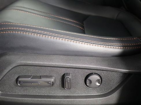 Used 2025 Honda Pilot TrailSport image 24
