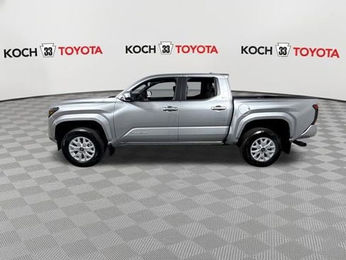 New 2025 Toyota Tacoma SR5 image 5