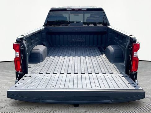 Used 2024 Chevrolet Silverado 1500 High Country w/ Technology Package AWD/4WD image 7