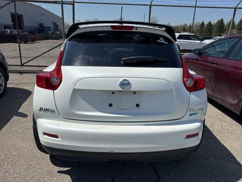 Used 2013 Nissan Juke SL w/ Midnight Edition AWD/4WD image 4