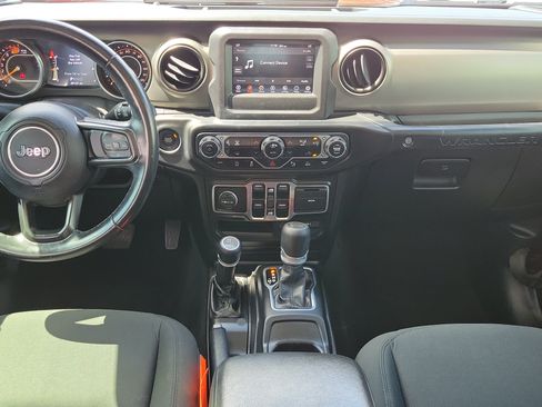 Used 2021 Jeep Wrangler Unlimited Sport AWD/4WD image 14