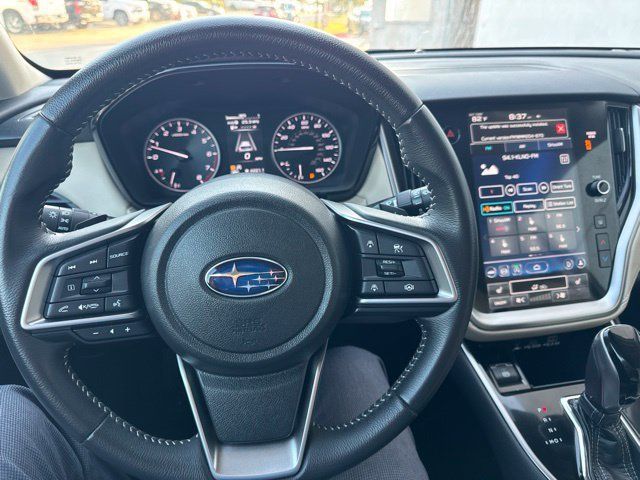 Certified 2025 Subaru Outback Premium AWD/4WD image 10