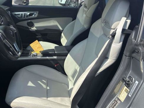 Used 2012 Mercedes-Benz SLK 350 image 2