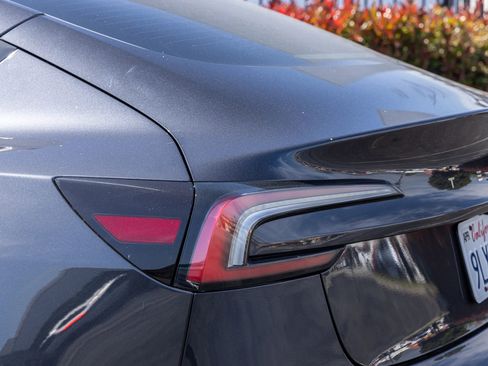 Used 2024 Tesla Model 3 Standard Range image 5