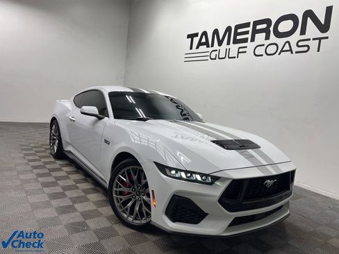 Used 2024 Ford Mustang GT Premium image 1