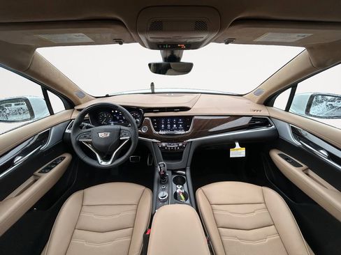 New 2025 Cadillac XT6 Sport w/ Platinum Package image 13