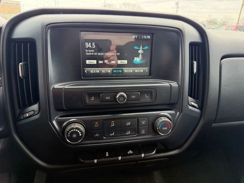 Used 2018 Chevrolet Silverado 1500 Custom w/ Rally 1 Edition image 39