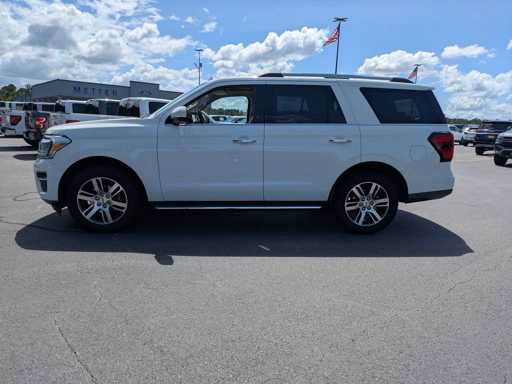 Used 2022 Ford Expedition Limited RWD image 7