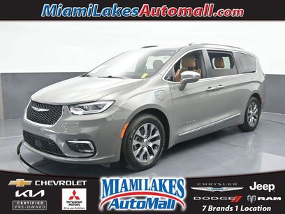 Used 2021 Chrysler Pacifica Pinnacle