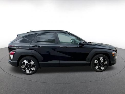 Used 2025 Hyundai Kona SEL image 16