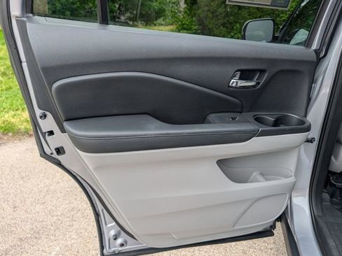 Used 2017 Honda Pilot EX-L image 35