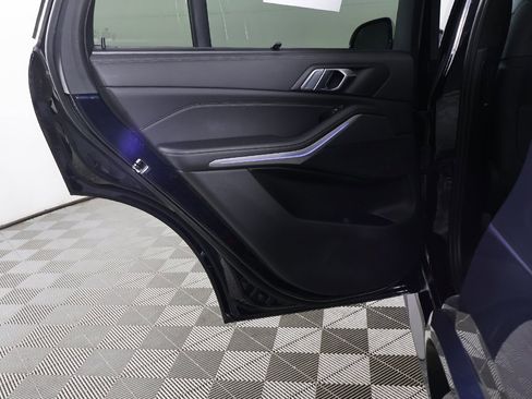 Used 2022 BMW X5 xDrive40i w/ M Sport Package image 30