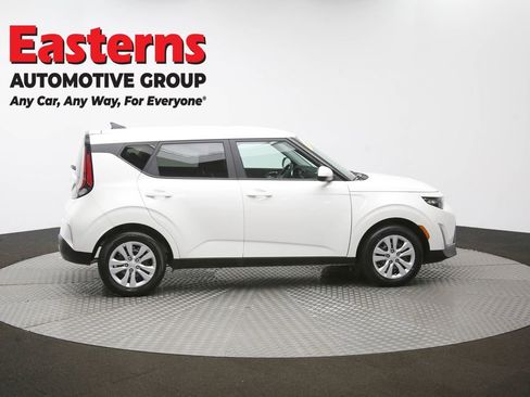 Used 2025 Kia Soul FWD image 44