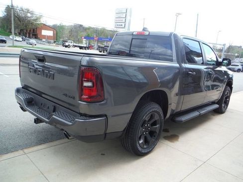 New 2026 RAM 1500 Express AWD/4WD image 12