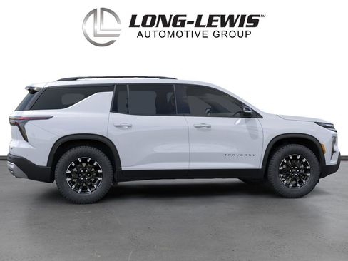 New 2026 Chevrolet Traverse Z71 w/ Enhanced Driving Package AWD/4WD image 5